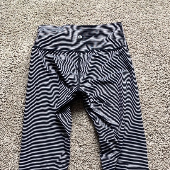 Wunder Under Hype Stripe Black White *Make Offers* - Picture 2 of 3